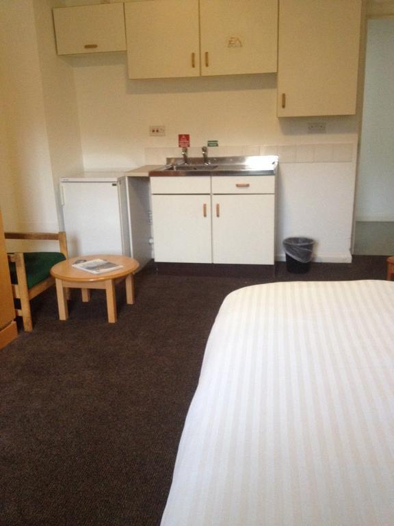 Wee Row Hostel لانَرك المظهر الخارجي الصورة